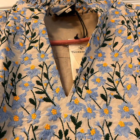 Tuckernuck Dresses & Skirts - Tuckernuck Blue and Yellow Floral Dress, size L, NWT